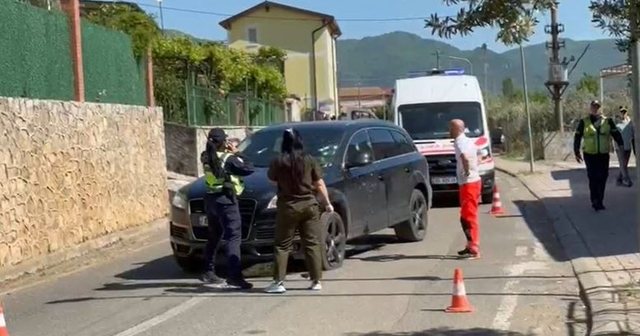 DETAJET E ATENTATIT NË LEZHË/ Mbi 30 plumba drejt makinës, autorët vepruan me dy automjete