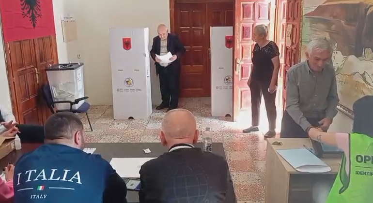ZGJEDHJET LOKALE/ KQZ nis përgatitjet, letër bashkive: Përcaktoni Qendrat e Votimit