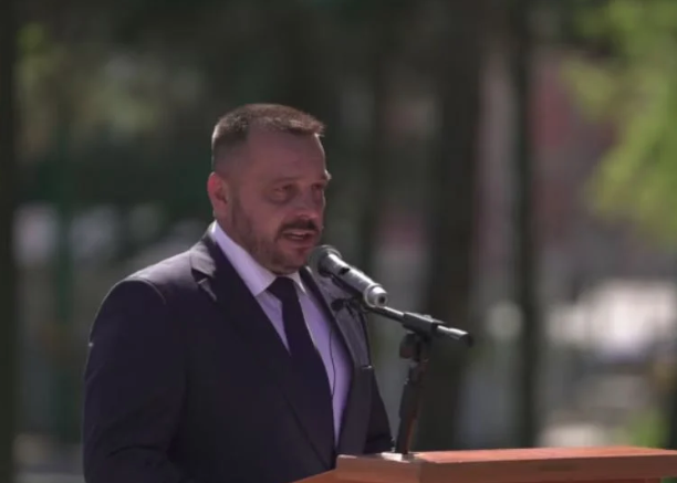 KOSOVA DHE SHQIPËRIA BASHKOJNË FORCAT/ Gati të prodhojnë pajisje ushtarake