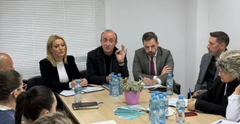 SIGURIA USHQIMORE/ Inspektime në qarkun e Shkodrës, Sula dhe Gjylameti mbikëqyrin në terren procedurat