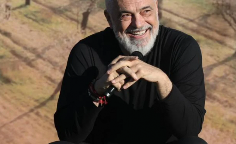 “EDHE PSE ULUR, JE MË I GJATI”/ Rama batuta me fermerin: Ja urdhëro, ma mati kokën