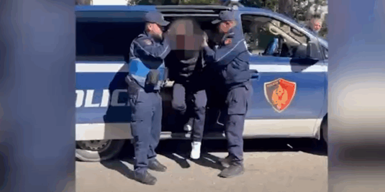 E PËSON KEQ/ Armë zjarri, municion luftarak dhe kokainë në banesë, arrestohet në flagrancë 59-vjeçari