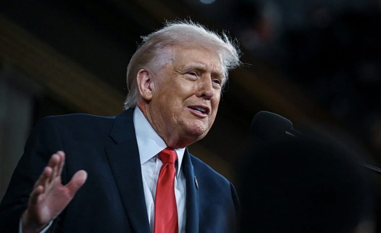 “ËSHTE NJË TIGËR LETRE…”/ Trump: Po shqyrtojmë tërheqjen e SHBA nga NATO, nuk jam ndikuar kurrë nga ata