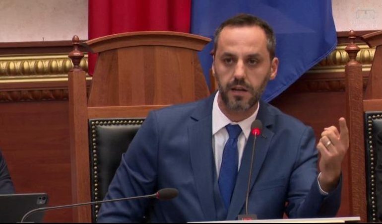 NJOFTIMI I AMBASADËS AMERIKANE PËR SULMET NGA IRANI/ Lamallari: Kemi komunikuar drejtpërdrejt, s’ka rrezik real