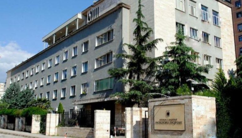 MASHTRIM ME TVSH/ Sekuestrohen 5 kompani në fushën e ndërtimit dhe llogari bankare! I shkaktuan shtetit mbi 500 mijë euro dëm