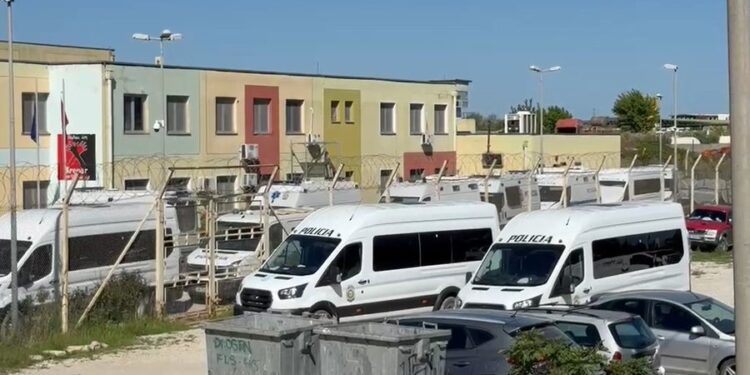 ÇFARË NDODHI NË PARABURGIMIN E VLORËS? Forcat operacionale kontrolle blic
