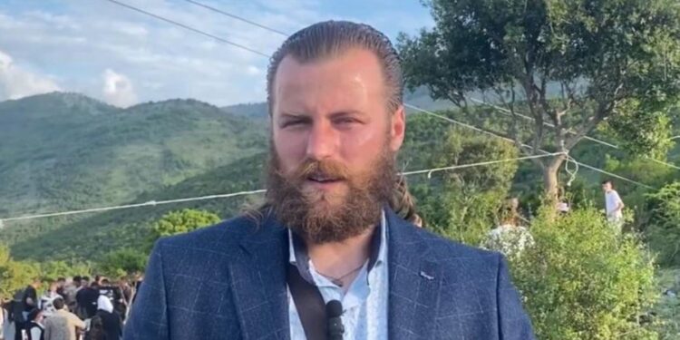 PUBLIKOHEN EMRAT/ I vranë brenda në makinë, kush janë viktimat e atentatit në Balldren të Lezhës