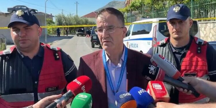 ATENTATI NË BALLDRE/ Drejtori i policisë Lezhë: Viktimë mbetën burrë dhe grua, mjeti u qëllua teksa lëvizte