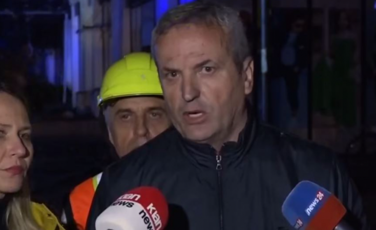 “KEMI IZOLUAR VATRËN E ZJARRIT…”/ Shefi i zjarrëfikësve: Flakët nisën në katin e parë të pallatit në Kompleksin pranë QSUT-së