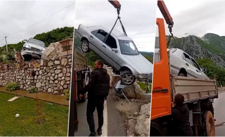 AKSIDENT I FRIKSHËM/ Makina përplaset me murin mbrojtës të një banese në Klos