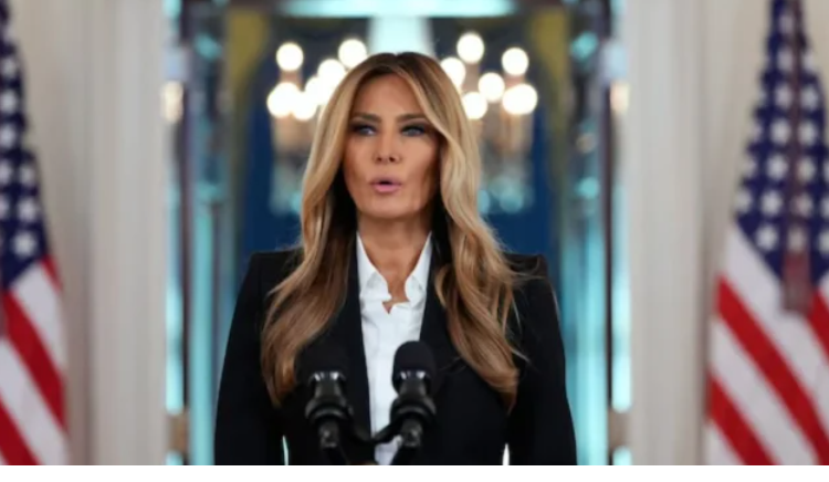 “THASHETHEMET DUHET TË NDALEN”/ Melania Trump mohon lidhjet me Epstein