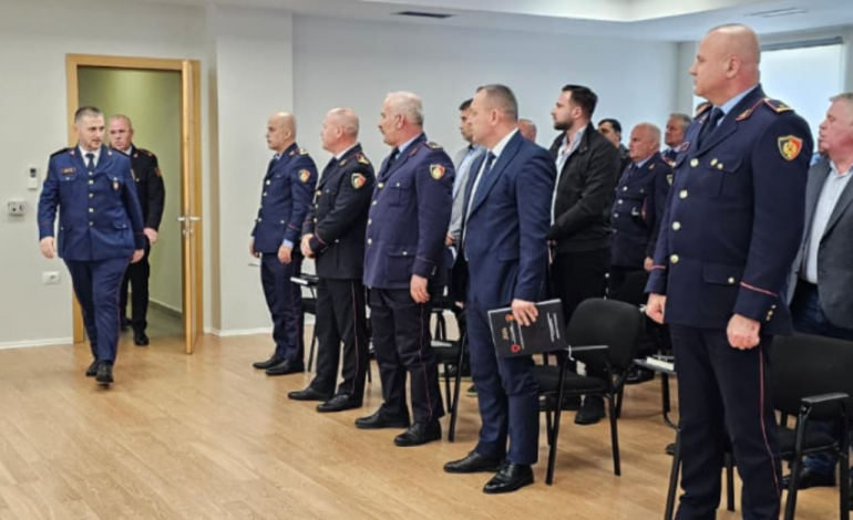 HITA FIRMOS NDRYSHIME NË POLICI/ Ikën shefi i Krimit Ekonomik dhe shefi i komisariatit të Rrugores