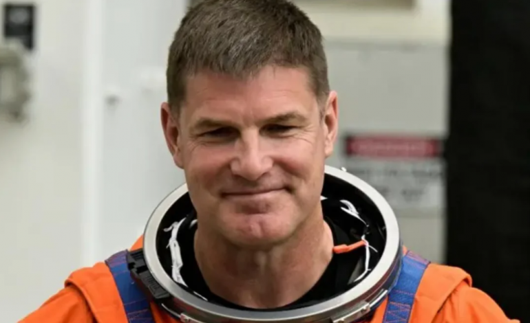 “DO JETË HISTORI MË E MADHE…”/ Vajza e astronautit Ashley Hansen tregon emocionet e kthimit të babait në Tokë: Do t’i jap një përqafim të madh…