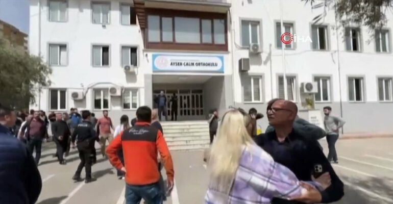 TRONDITËSE NË TURQI/ Persona të armatosur sulmojnë me armë shkollën, disa të plagosur