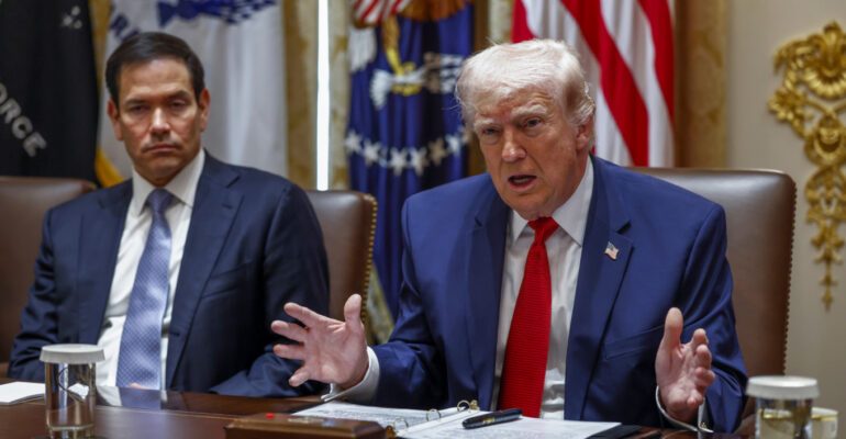 PARALAJMËRON IRANIN/ Trump: Regjimi duhet të marrë masa! Nuk dinë se si të…