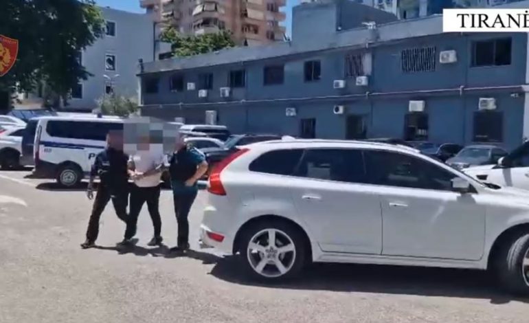 OPERACIONI “RRJETA” NË TIRANË/ Pranga dy të dënuarve për trafik droge në Shqipëri dhe Itali
