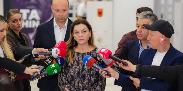 REFERENDUMI PËR BERISHËN/ Deri në orën 15:00 votuan 28 mijë anëtarë, pjesëmarrje më e ulët se në 2021