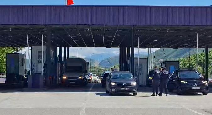 NGA SOT DERI NË 30 SHTATOR/ Shqipëria dhe Kosova rikthejnë regjimin e kalimit pa kontrolle në kufijtë tokësorë