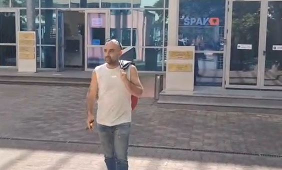 RRETH 6 ORË NË PROKURORI/ Biznesmeni Endri Meksi del nga ambientet e SPAK