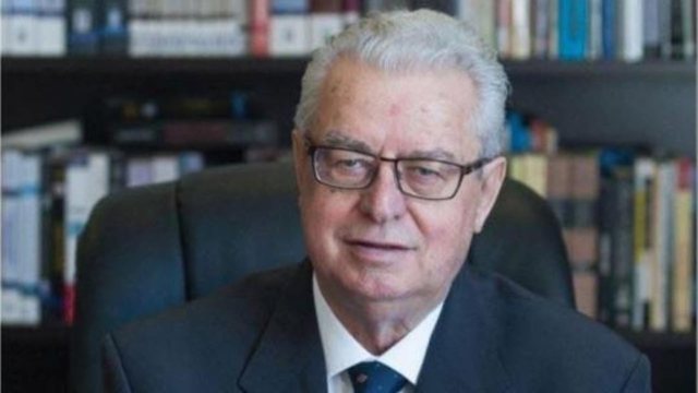 PROFILI/ Nga drejtimi i PS-së me Nanon në burg te kreu i Kuvendit, kush ishte “Profesori” i socialistëve Servet Pëllumbi