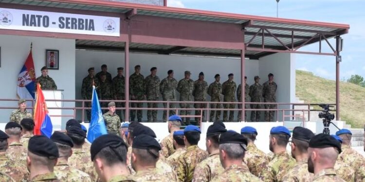 PËR HERË TË PARË NË HISTORI/ NATO dhe ushtria e Serbisë kryejnë stërvitje të përbashkëta
