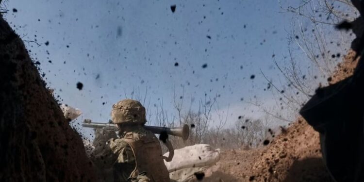 ZBULOHET RAPORTI SEKRET/ Kina stërvit fshehurazi forca ruse për luftën në Ukrainë