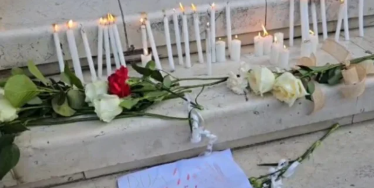 I MITURI HUMBI JETËN NGA AKSIDENTI NË DURRËS/ I ati rrëfen pengun mes lotësh: Më thërret o babi…