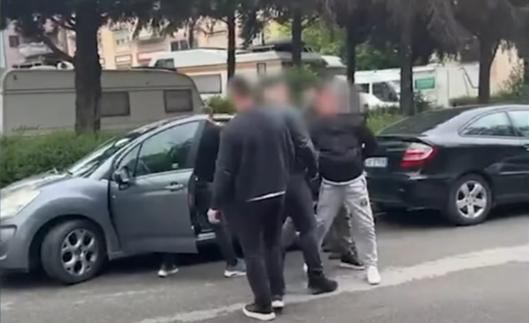 IU GJETËN 1000 FARA KANABISI NË AUTOMJET/ Arrestohen në flagrancë 66-vjeçari në Tiran