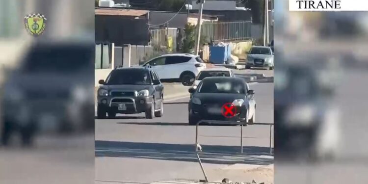 “RRUGORJA” INTENSIFIKON KONTROLLET/ Mbi 33 procedime dhe 15 mijë gjoba brenda një jave
