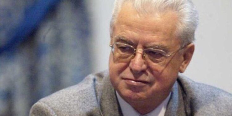 E TRISHTË/ Ndahet nga jeta ish-kryetari i Kuvendit të Shqipërisë Servet Pëllumbi