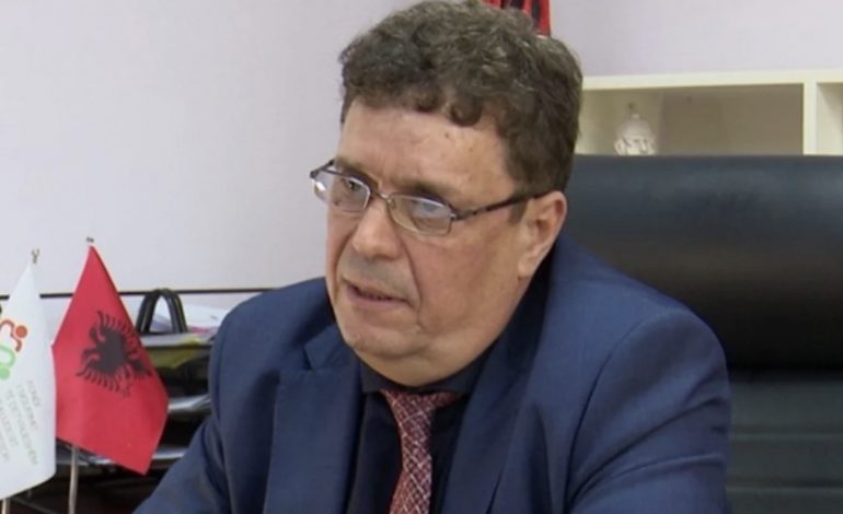 SHKARKOHET DREJTORI I SIGURIMIT TË KUJDESIT SHËDETËSOR/ Ja kush emërohet në vend të Arti Papajanit