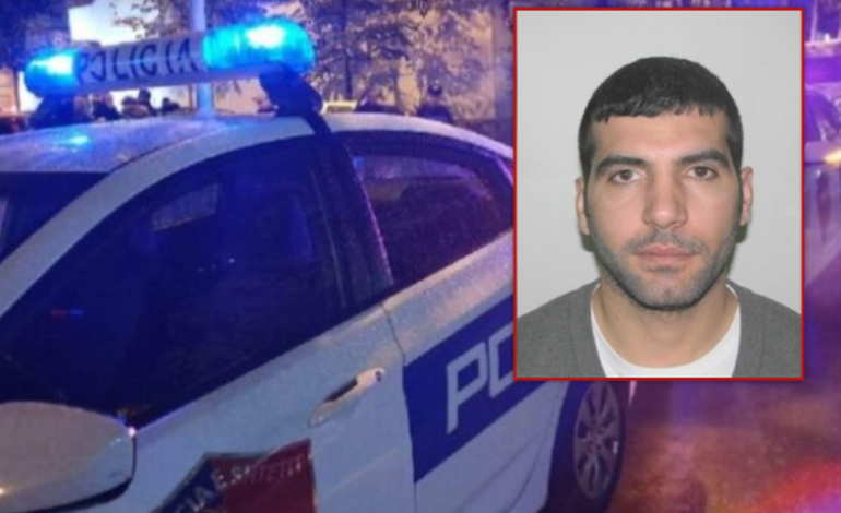 NGJARJA E PAZAKONTË/ Ky është 45-vjeçari që i bëri “zbor” tre policëve, ishte i ulur në sediljen mbrapa, i mori armën 20-vjeçarit dhe e qëlloi
