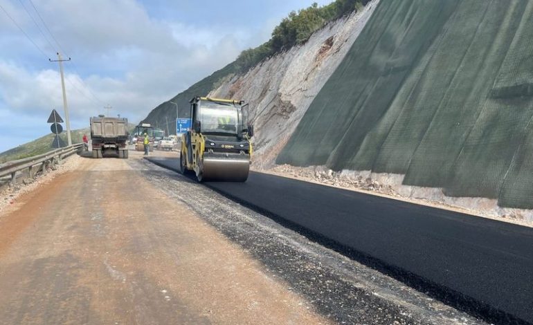 VIJOJNË PUNIMET PRANË TUNELIT TË LLOGARASË/ ARRSH: Rreth 80% i progresit fizik ka arritur