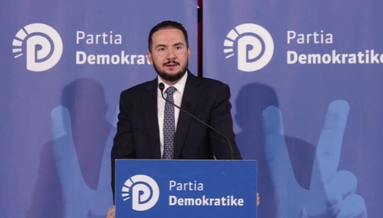 U PËRJASHTUA NGA GARA/ Salianji ankohet në PPE: Berisha ka mbyllur partinë, të mbajë përgjegjësi për humbjet