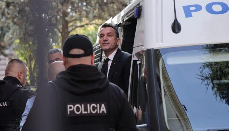 “ËSHTË ANTIKUSHTETUESE”/ Veliaj kundërshtoi arrestin, sot pritet vendimi i Gjykatës Kushtetuese
