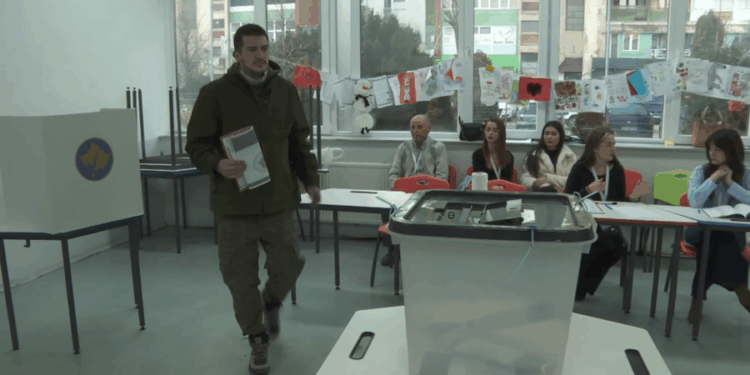 FUSHATË E NXEHTË NË KOSOVË/ Akuza, ofendime e dhunë në prag të 7 qershorit