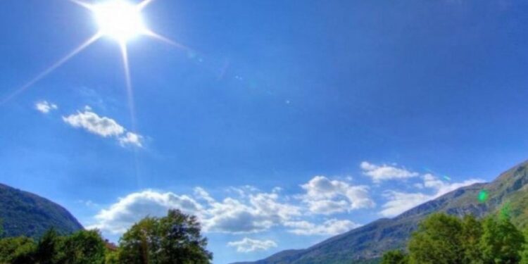 PARASHIKIMI I MOTIT/ Dita e sotme me kushte të qëndrueshme, temperaturat maksimale do të jenë 35 °C