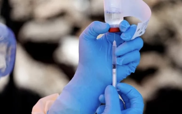 PARALAJMËRON OBSH: Ebola po përhapet shumë shpejt