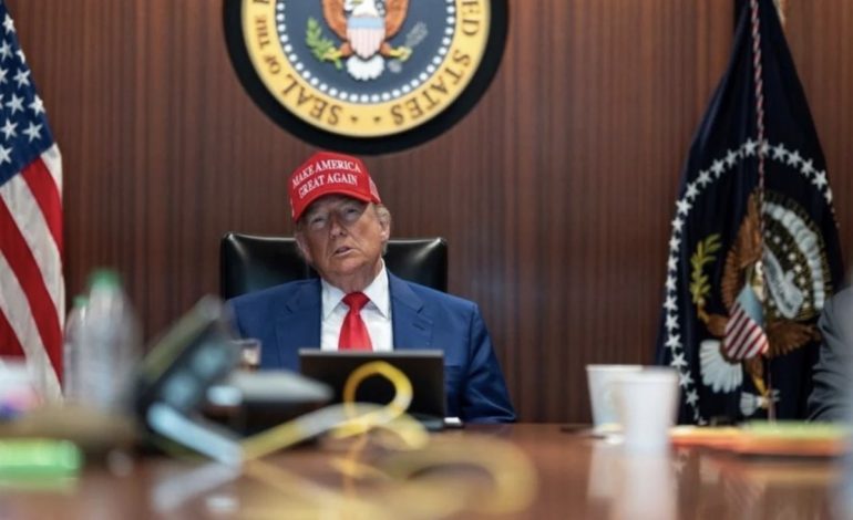 PAS 2 ORËSH/ Përfundon mbledhja e Presidentit amerikan në Shtëpinë e Bardhë, Trump ende pa vendim përfundimtar për tensionet me Iranin
