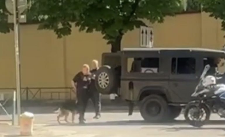 NJË KOVË E LENË NGRITI POLICINË NË KËMBË/ larmi për bombë pranë Ambasadës Amerikane rezulton fals