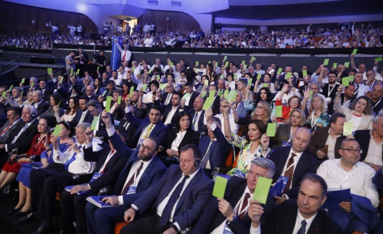 E PLOTË/ Publikohet lista e kandidatëve për Këshillin Kombëtar të PD. Risitë dhe emrat që bien në sy