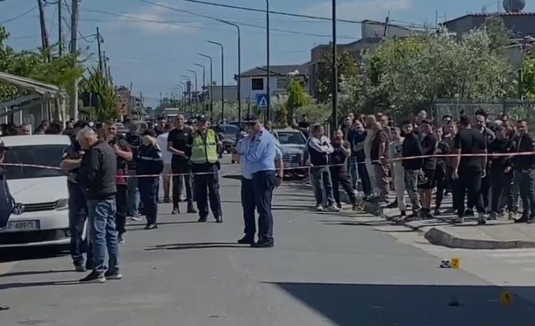 AKSIDENTI TRAGJIK NË DURRËS/ Pamje nga vendngjarja, 2 nga 3 djemtë e mitur humbën jetën nga përplasja fatale