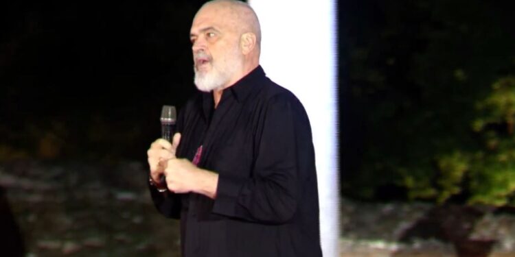 “KËSAJ I THONË TË KESH DY B*THA, NJË TA MBASH NJË TA ÇASH”/ Rama kritikon blogerët që mbështesin protestat në Zvërnec