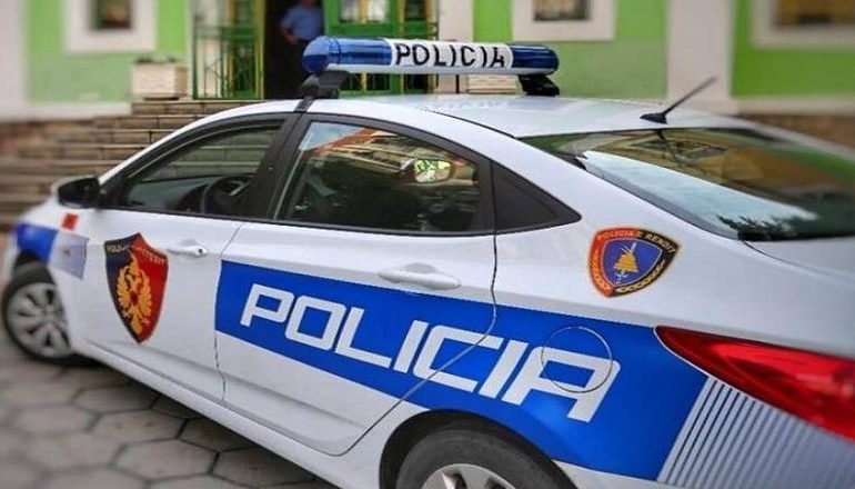 PËRGJEGJËSI I OSHEE KAPET ME MAKINA TË VJEDHURA/ Arrestohet për hetim në lidhje me ngajrje kriminale…