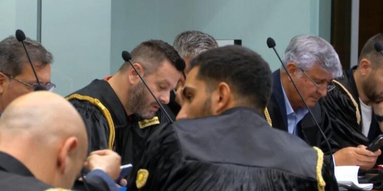 GJYQI NË ADMINISTRATIVE/ Veliaj për Ols Dadon: 500 ditë i pezulluar nga një “noter me pesa”