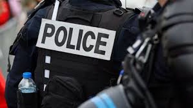 GODITET MAFIA SHQIPTARE E DROGËS NË FRANCË/ Kokainë, armë dhe miliona euro të sekuestruara, 7 të arrestuar