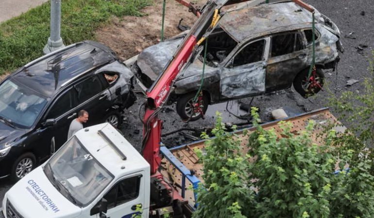 ATENTAT PRANË MOSKËS/ Koloneli rus vritet nga shpërthimi me bombë në makinë