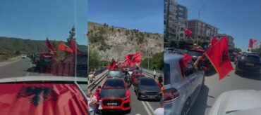 “NA PRIT SE PO VIJMË”/ Diaspora bashkë, autokolona me shqiptarë drejt Tiranës për t’iu bashkuar protestës masive