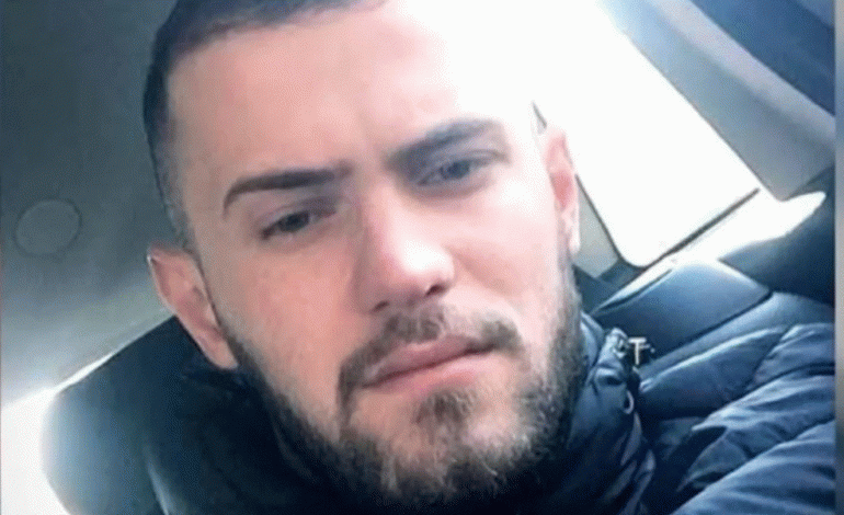 I DYSHUAR NË PËRFSHIRJEN E VRASJES DHE ZHDUKJES SË KLEVIS LLAESHIT/ Sajmir Kolaveri mohon akuzat, Gjykata e Posaçme jep VENDIMIN…