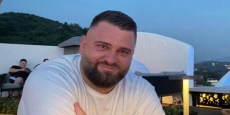 VETËDORËZOHET MARJALDO NELA/ I kërkuar për vrasjen e Endri Goxhajt në Memaliaj